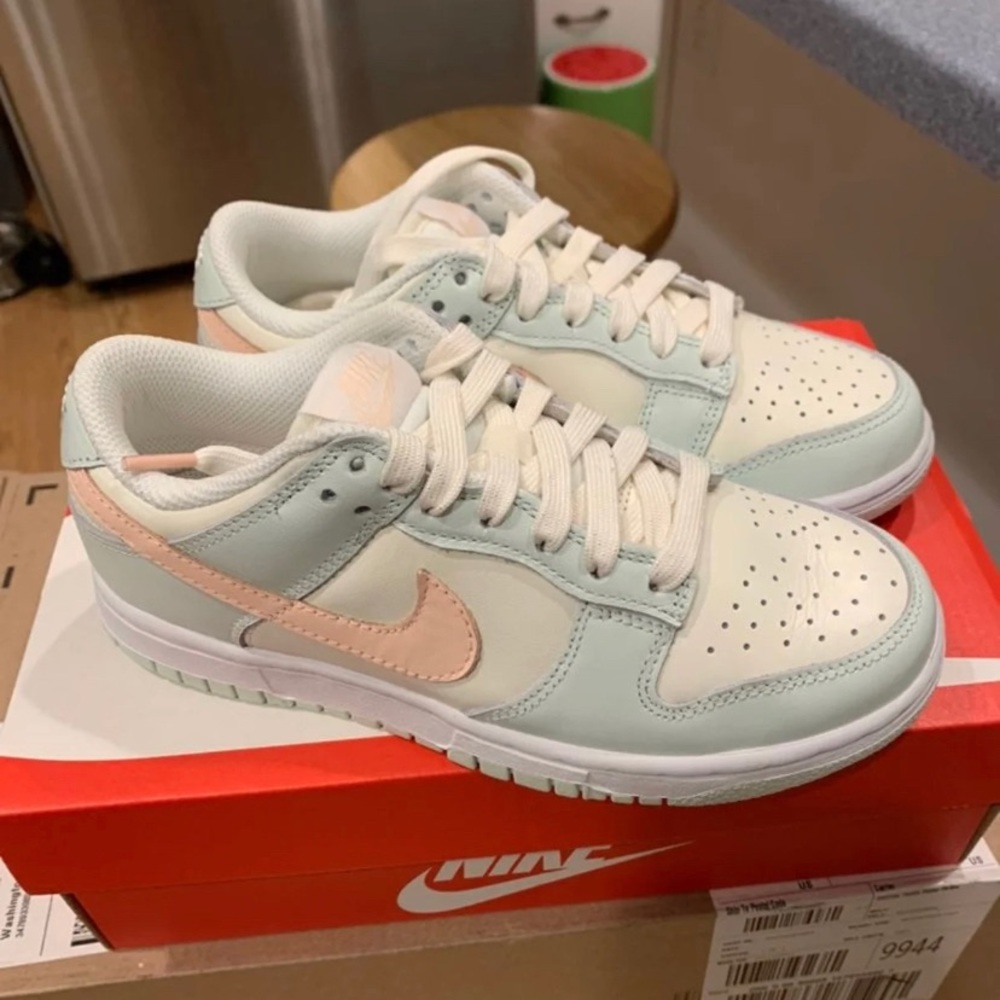 Nike dunk lows